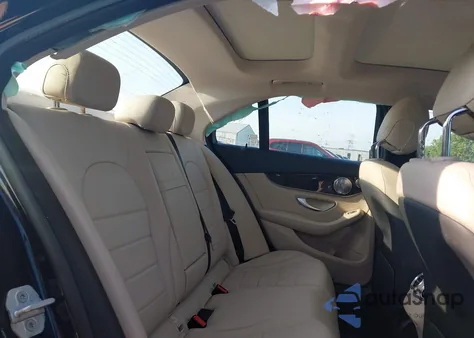 2015 Mercedes-Benz C 300 4Matic/Luxury 4Matic/Sport 4Matic from USA, damaged, VIN 55SWF4KB3FU054531